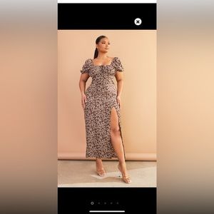 PrettyLittleThing Plus Brown Ditsy Floral Midi Dress